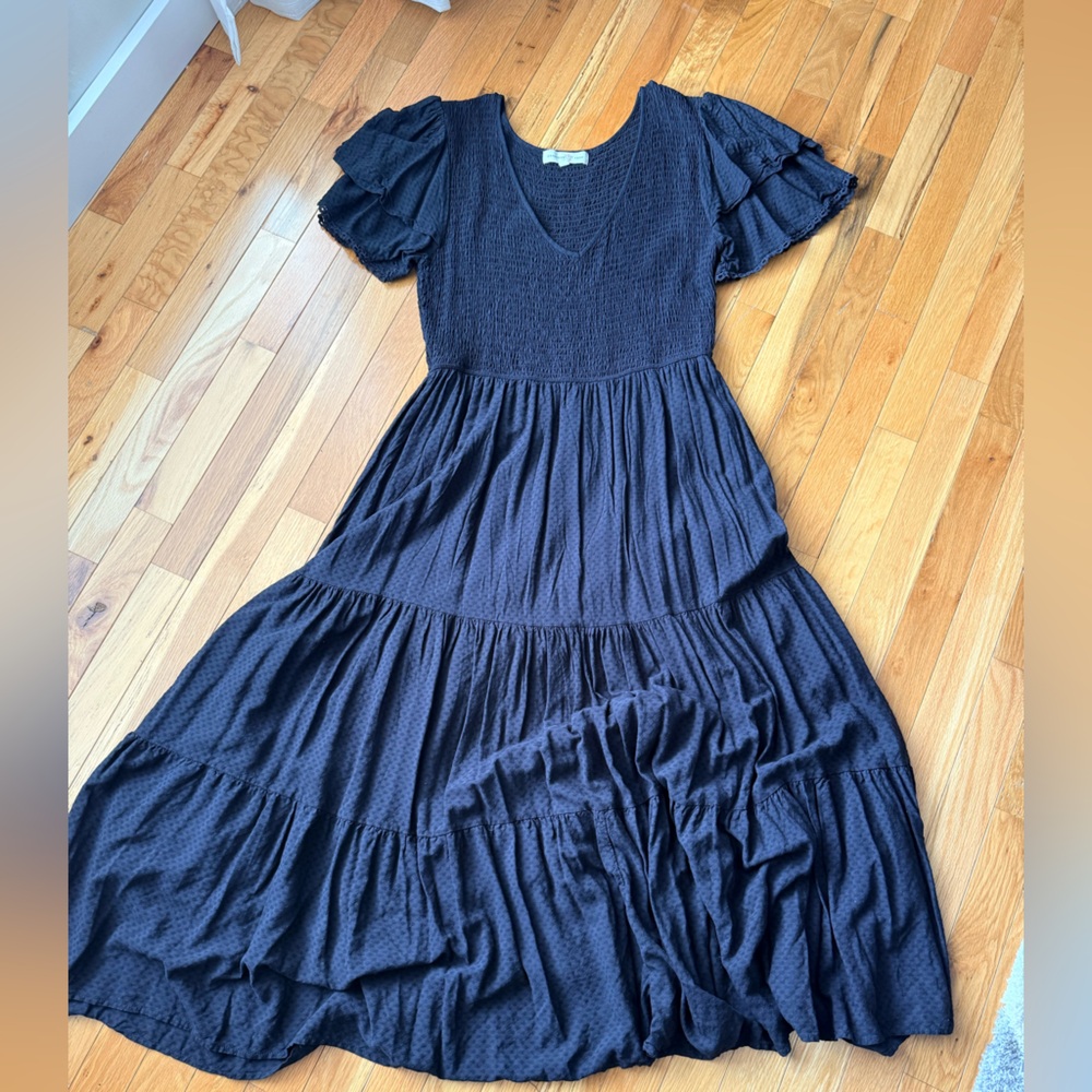 Chic Black Ruffled Maxi Dress